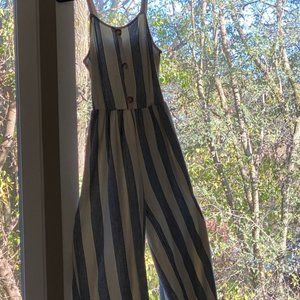 Juniors jumpsuit
